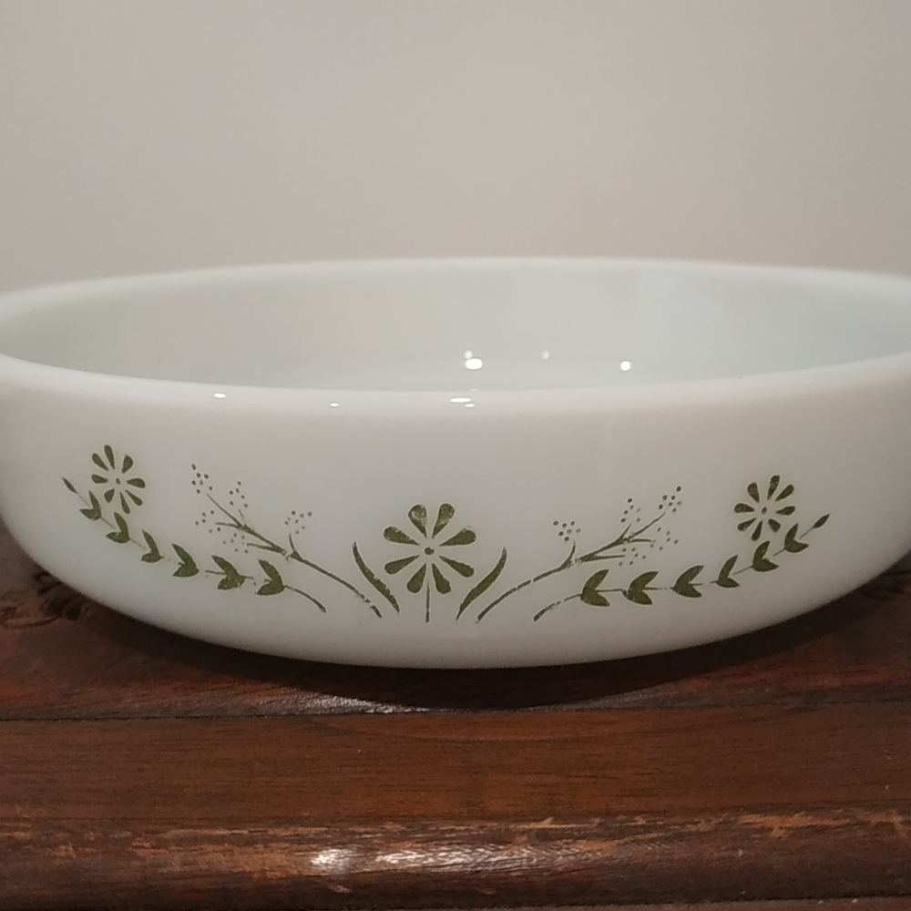 Vintage Glassbake Olive Green Daisy Design Bakeware Dish Cabincore Grandmacore